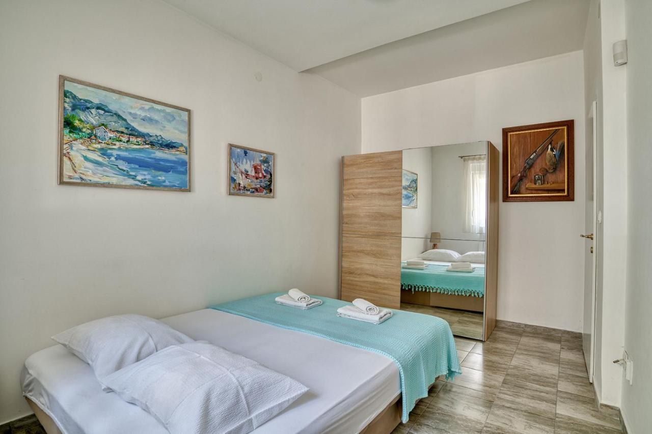 Apartmani Agape Petrovac エクステリア 写真