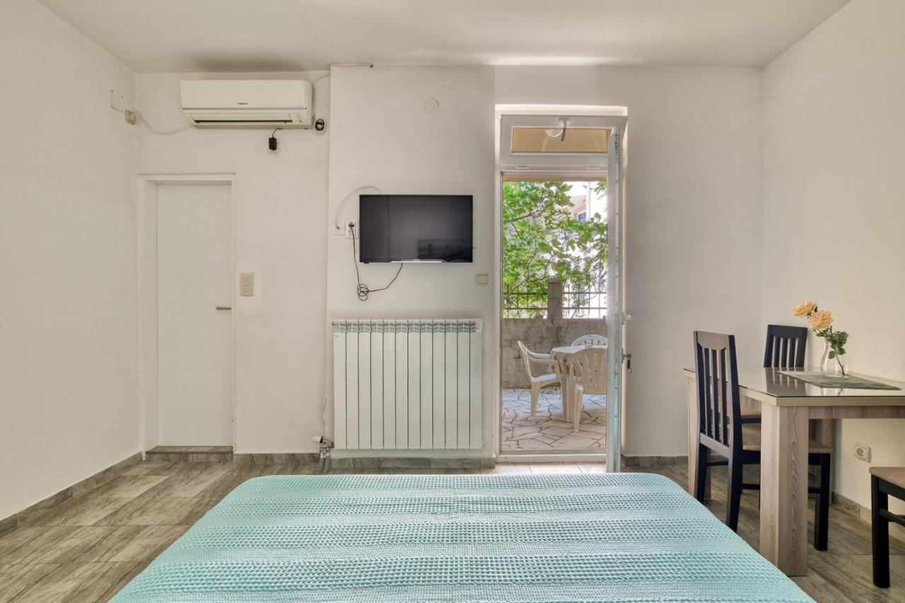 Apartmani Agape Petrovac エクステリア 写真