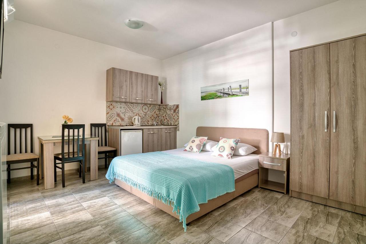 Apartmani Agape Petrovac エクステリア 写真