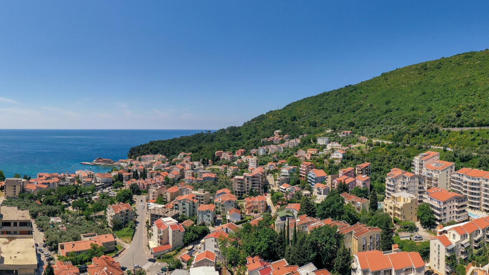 Apartmani Agape Petrovac エクステリア 写真