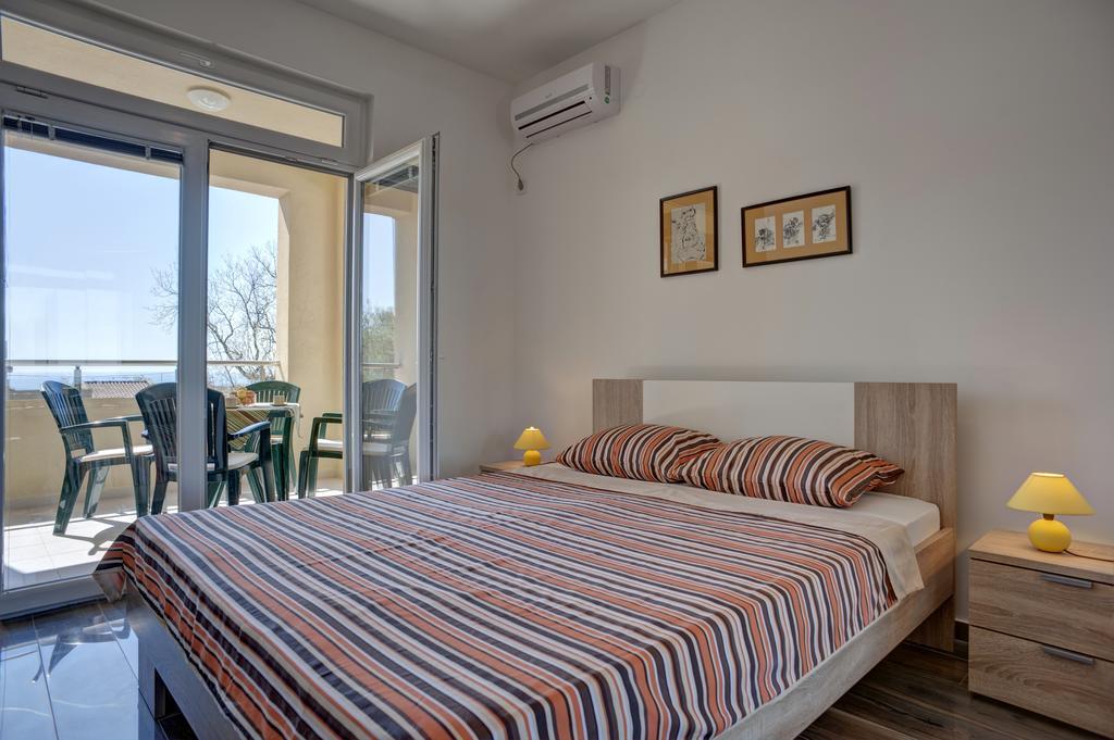 Apartmani Agape Petrovac エクステリア 写真
