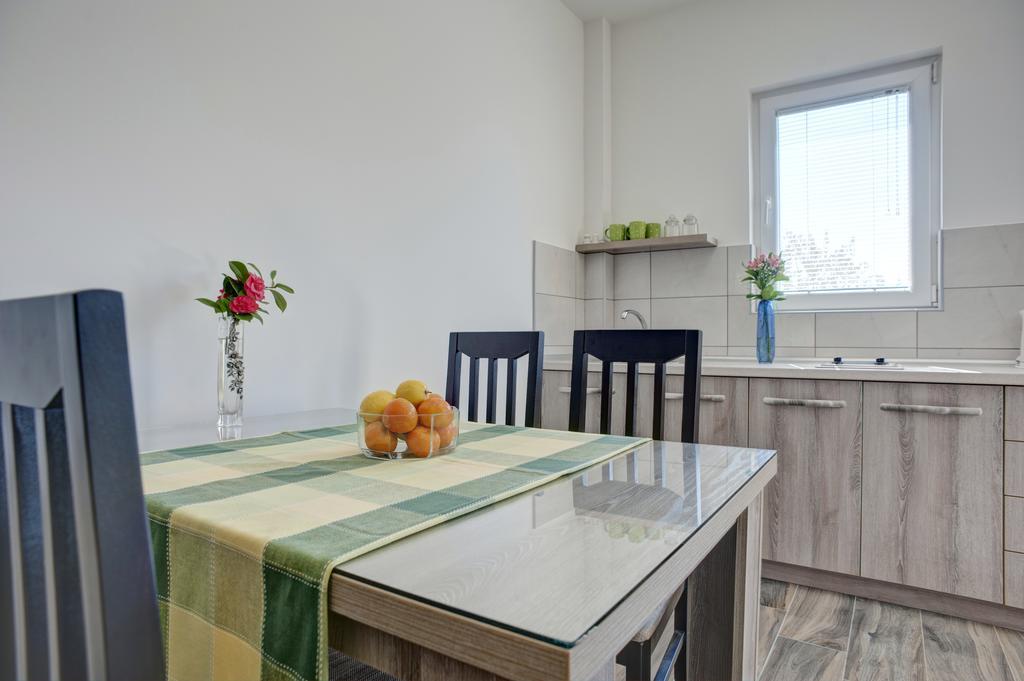 Apartmani Agape Petrovac エクステリア 写真